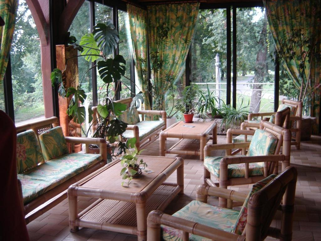 Hotel Restaurant L'Ecluse Antonne-et-Trigonant Exteriér fotografie