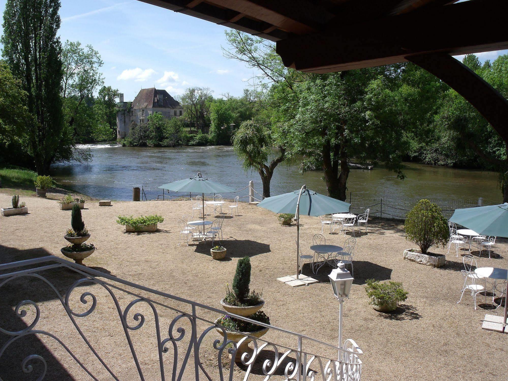 Hotel Restaurant L'Ecluse Antonne-et-Trigonant Exteriér fotografie